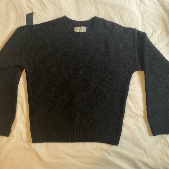 [SOLD] Teddy Crew Neck Sweater- Black - Picture 2 of 5